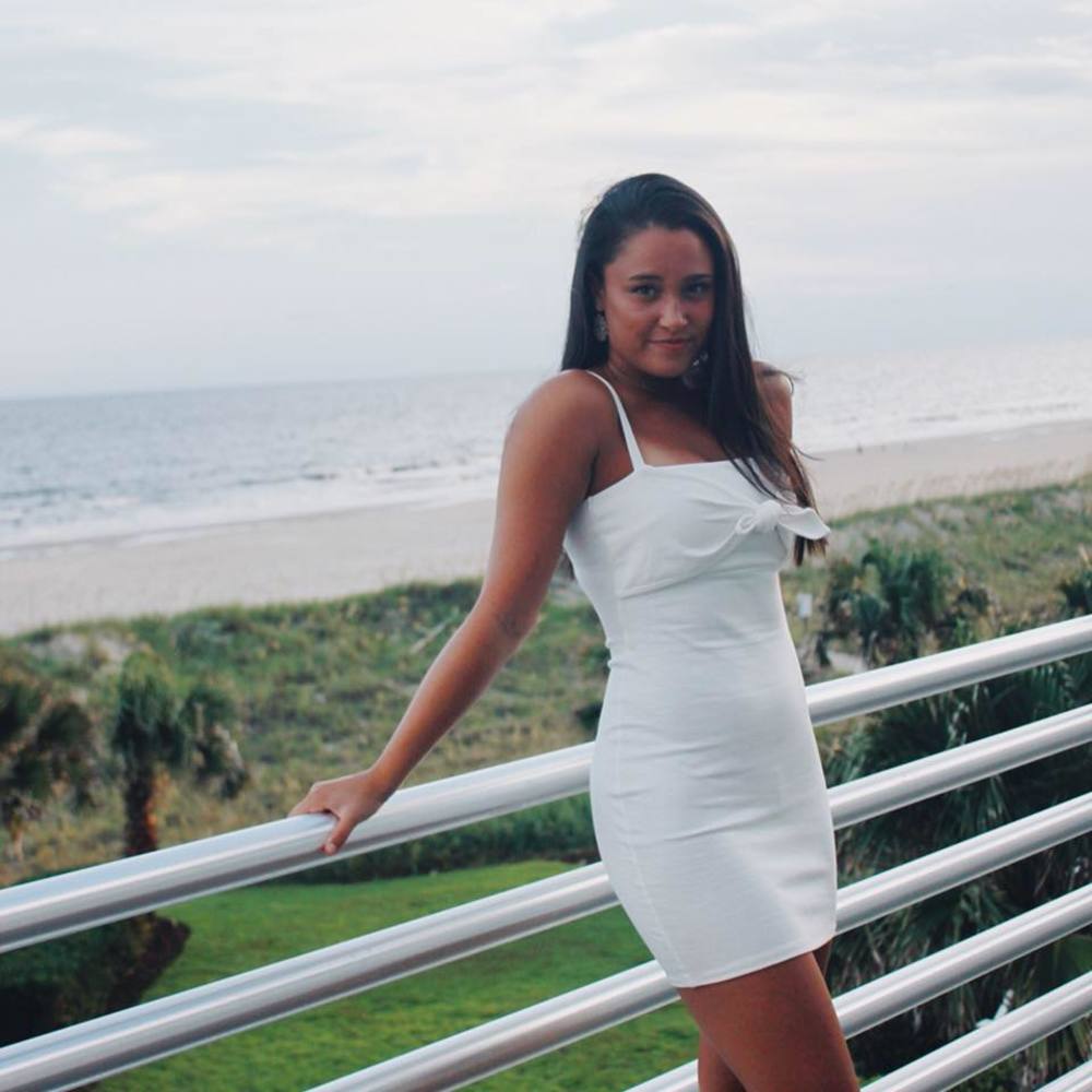 Meet your Posher, Adriana